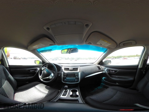 2018 Nissan Altima 2.5 SR with VIN 1N4AL3APXJC138949, listed as a IAAI auction lot 42129229 with 189,188 mi miles. Bid and sale history available at carsss.com. Image 20.