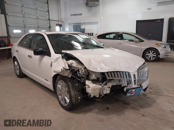2012 Lincoln MKZ Hybrid with VIN 3LNDL2L38CR825066, listed as a IAAI auction lot 41288153 with 107,415 mi miles and . Bid and sale history available at DreamBid. Image 1.