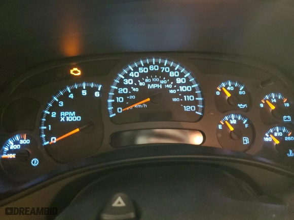 2004 Chevrolet Silverado 2500 Crew Cab LS with VIN 1GCGK23U54F208963, listed as a Copart auction lot 82123054 with 0 mi miles and Salvage Title. Bid and sale history available at carsss.com. Image 9.