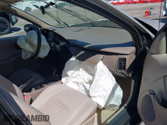 2002 Saturn SL with VIN 1G8ZH52812Z167587, listed as a IAAI auction lot 42000992 with 104,894 mi miles and . Bid and sale history available at DreamBid. Image 5.
