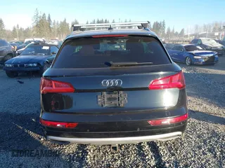 2019 Audi Q5 Premium Plus with VIN WA1BNAFY7K2051011, listed as a IAAI auction lot 41403581 with 1 mi miles. Bid and sale history available at carsss.com. Image 17.