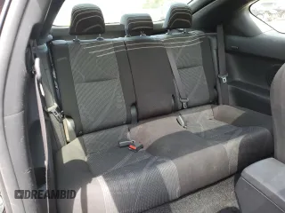 2013 Scion tC z VIN JTKJF5C70D3064576, wystawiony jako Copart lot #56104725 z przebiegiem 83 379 mil mil oraz Szkody całkowita. Historia ofert i sprzedaży dostępna na DreamBid. Obrazek 10.