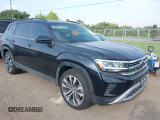 2021 Volkswagen Atlas SE z VIN 1V2WR2CA5MC596161, wystawiony jako IAAI lot #42131403 z przebiegiem 46 759 mil mil oraz . Historia ofert i sprzedaży dostępna na DreamBid. Obrazek 1.