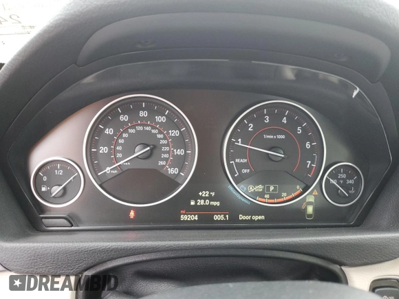 2019 BMW 3 Series 330i xDrive with VIN WBA8Z9C58KB220690, listed as a Copart auction lot 87442724 with 59,204 mi miles and Clean Title. Bid and sale history available at carsss.com. Image 9.
