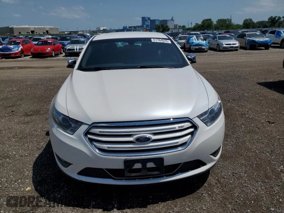 2014 Ford Taurus Limited with VIN 1FAHP2F84EG121559, listed as a Copart auction lot 61764825 with 82,548 mi miles and Salvage title. Bid and sale history available at DreamBid. Image 5.
