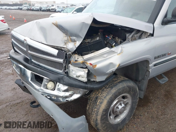 2000 Dodge Ram 2500 with VIN 1B7KF23W0YJ126951, listed as a IAAI auction lot 41802970 with 179,644 mi miles. Bid and sale history available at carsss.com. Image 6.