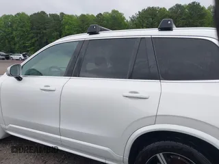2019 Volvo XC90 R-Design с VIN YV4102CM5K1492534, выставлен на аукционе IAAI как лот 42242009 с пробегом 134 647 миль миль и . История ставок и продаж доступна на DreamBid. Изображение 15.