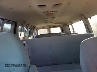 2007 Ford Econoline Passenger XL z VIN 1FBSS31L67DA55234, wystawiony jako Copart lot #75065124 z przebiegiem 47 431 mil mil oraz Szkoda całkowita • Salvage title. Historia ofert i sprzedaży dostępna na DreamBid. Obrazek 10.