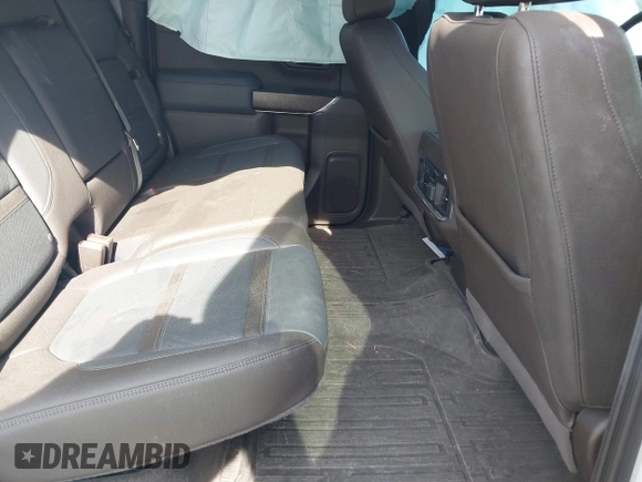 2020 GMC Sierra 1500 Denali z VIN 1GTU9FEL8LZ203683, wystawiony jako IAAI lot #42225894 z przebiegiem 42 577 mil mil oraz . Historia ofert i sprzedaży dostępna na DreamBid. Obrazek 8.