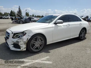 2019 Mercedes-Benz E 300 z VIN WDDZF4JB4KA568736, wystawiony jako Copart lot #51931225 z przebiegiem 76 692 mil mil oraz Szkoda całkowita • Salvage title. Historia ofert i sprzedaży dostępna na DreamBid. Obrazek 1.