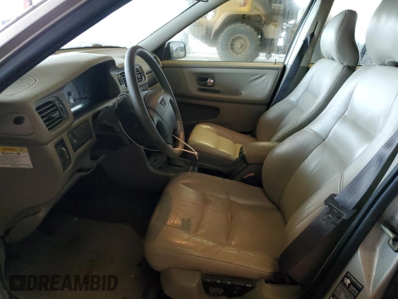 2000 Volvo V70 with VIN YV1LZ56D2Y2671884, listed as a Copart auction lot 85076674 with 180,420 mi miles and Clean title. Bid and sale history available at DreamBid. Image 7.