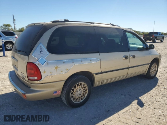 1998 Chrysler Town & Country LXi with VIN 1C4GP64LXWB644491, listed as a Copart auction lot 81560064 with 176,363 mi miles and Clean Title. Bid and sale history available at carsss.com. Image 3.