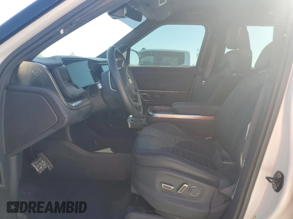 2022 Rivian R1S Launch Edition with VIN 7PDSGABL6NN002520, listed as a Copart auction lot 48323715 with Not Provided miles and Salvage Title. Bid and sale history available at carsss.com. Image 7.
