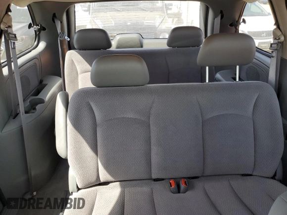 2007 Dodge Caravan SE z VIN 1D4GP25B57B116909, wystawiony jako Copart lot #54077655 z przebiegiem 41 605 mil mil oraz Czysty tytuł • Clean title. Historia ofert i sprzedaży dostępna na DreamBid. Obrazek 10.