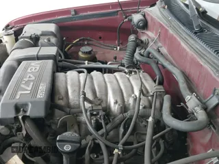 2001 Toyota Tundra SR5 с VIN 5TBRT34191S201986, выставлен на аукционе IAAI как лот 42600297 с пробегом 284 330 миль миль и . История ставок и продаж доступна на DreamBid. Изображение 19.