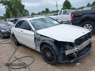 2019 Mercedes-Benz C 300 с VIN 55SWF8DB7KU283888, выставлен на аукционе IAAI как лот 42417049 с пробегом 111 868 миль миль и . История ставок и продаж доступна на DreamBid. Изображение 1.