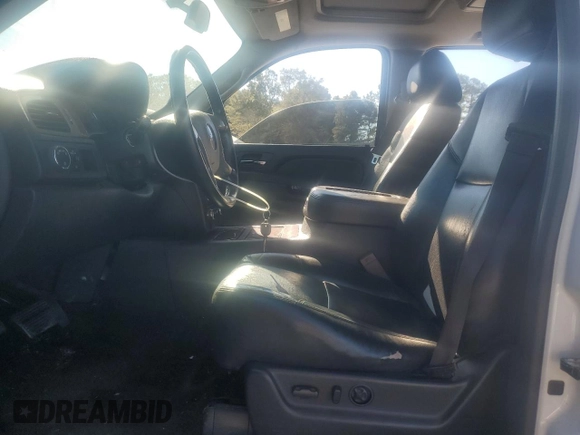 2014 Chevrolet Suburban LTZ with VIN 1GNSCKE02ER105377, listed as a Copart auction lot 76697154 with 229,461 mi miles and Salvage title. Bid and sale history available at DreamBid. Image 11.