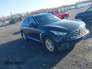 2009 Infiniti FX35 with VIN JNRAS18W49M153113, listed as a IAAI auction lot 41925541 with 204,985 mi miles. Bid and sale history available at carsss.com. Image 1.