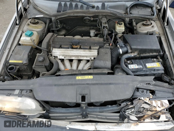 1996 Volvo S70 с VIN YV1LS5542T2274433, выставлен на аукционе Copart как лот 41997065 с пробегом 88 757 миль миль и Списание • Salvage title. История ставок и продаж доступна на DreamBid. Изображение 11.