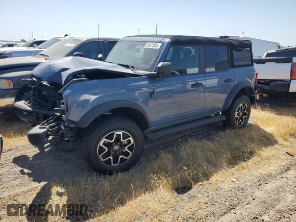 2023 Ford Bronco z VIN 1FMDE5BHXPLA99837, wystawiony jako Copart lot #56073885 z przebiegiem 9 679 mil mil oraz Szkoda całkowita • Salvage title. Historia ofert i sprzedaży dostępna na DreamBid. Obrazek 1.