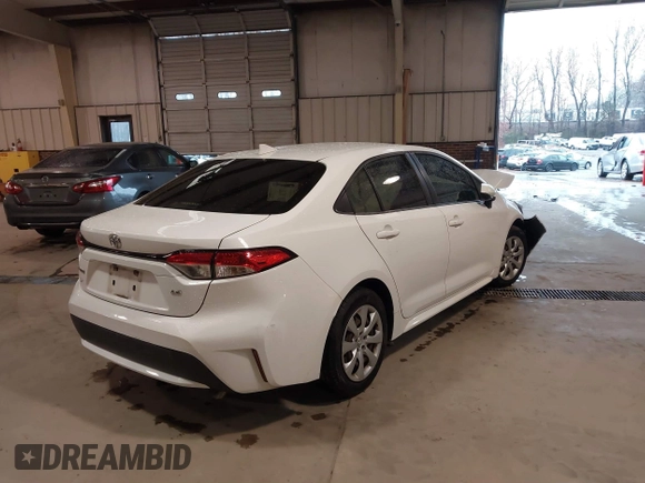 2020 Toyota Corolla LE with VIN JTDEPRAE6LJ079575, listed as a IAAI auction lot 41718157 with 165,955 mi miles. Bid and sale history available at carsss.com. Image 4.