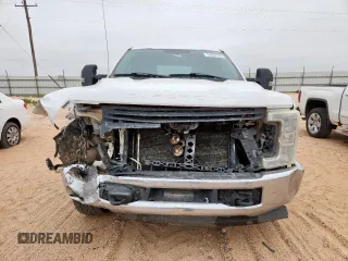 2017 Ford F-250 XL z VIN 1FT7W2A67HEF11151, wystawiony jako Copart lot #57052135 z przebiegiem 237 681 mil mil oraz Szkoda całkowita • Salvage title. Historia ofert i sprzedaży dostępna na DreamBid. Obrazek 5.
