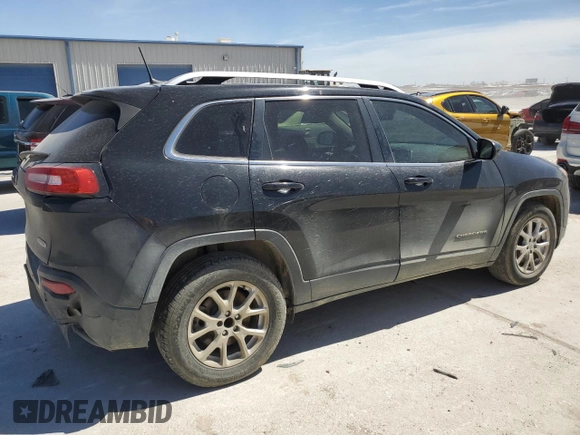 2017 Jeep Cherokee Latitude z VIN 1C4PJLCSXHW653163, wystawiony jako Copart lot #49277655 z przebiegiem 209 156 mil mil oraz Szkoda całkowita • Salvage title. Historia ofert i sprzedaży dostępna na DreamBid. Obrazek 3.