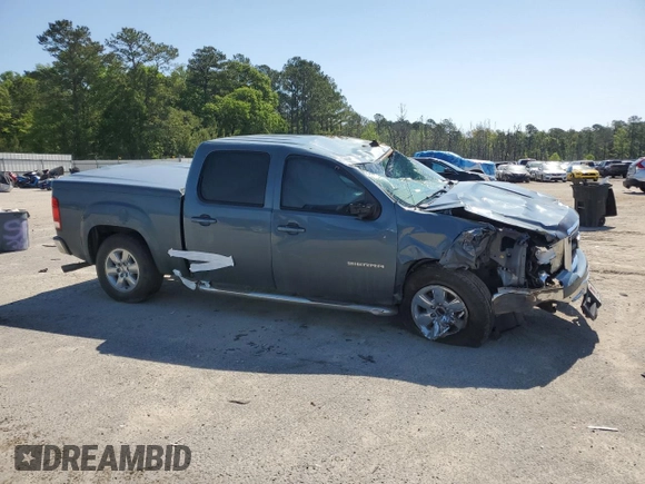 2010 GMC Sierra 1500 SLT z VIN 3GTRCWE04AG107589, wystawiony jako Copart lot #52244005 z przebiegiem Nie podano mil oraz Szkody całkowita. Historia ofert i sprzedaży dostępna na DreamBid. Obrazek 4.