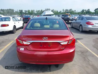 2012 Hyundai Sonata Limited z VIN 5NPEC4AC8CH425163, wystawiony jako IAAI lot #42297206 z przebiegiem 159 946 mil mil oraz . Historia ofert i sprzedaży dostępna na DreamBid. Obrazek 16.
