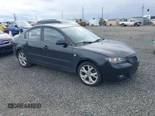 2008 Mazda 3 i Touring with VIN JM1BK32F481177792, listed as a IAAI auction lot 41900017 with 173,851 mi miles and . Bid and sale history available at carsss.com. Image 1.
