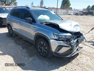 2024 Volkswagen Taos S с VIN 3VV5X7B20RM066486, выставлен на аукционе IAAI как лот 41683983 с пробегом 8 156 миль миль и . История ставок и продаж доступна на DreamBid. Изображение 1.