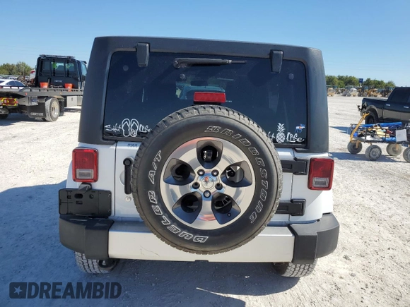 2018 Jeep Wrangler JK Unlimited Sahara with VIN 1C4HJWEG0JL929209, listed as a Copart auction lot 82971914 with 97,812 mi miles and Non Repairable. Bid and sale history available at carsss.com. Image 6.