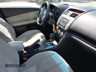 2010 Mazda 6 i Sport with VIN 1YVHZ8BH9A5M24754, listed as a IAAI auction lot 42103941 with 208,195 mi miles. Bid and sale history available at carsss.com. Image 5.