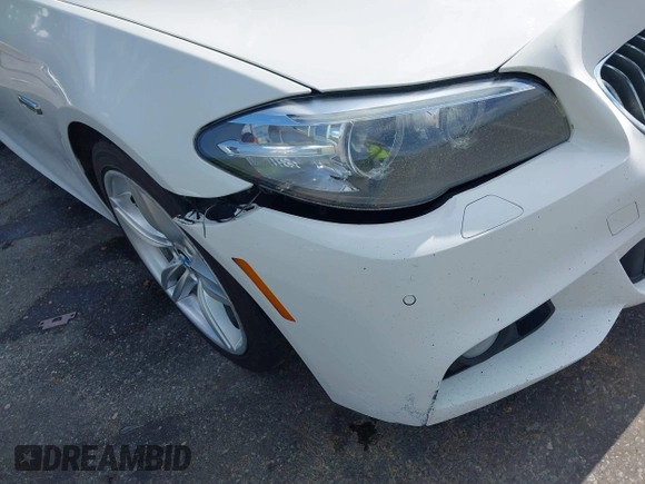 2015 BMW 5 Series 535i with VIN WBA5B1C59FG125069, listed as a IAAI auction lot 42210708 with 265,298 mi miles and . Bid and sale history available at DreamBid. Image 17.