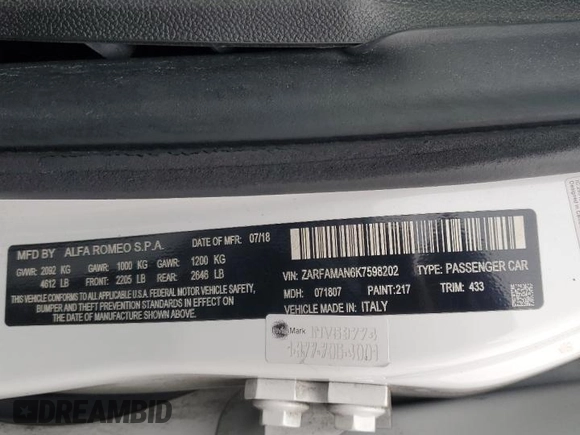 2019 Alfa Romeo Giulia z VIN ZARFAMAN6K7598202, wystawiony jako Copart lot #50883345 z przebiegiem Nie podano mil oraz Szkoda całkowita • Salvage title. Historia ofert i sprzedaży dostępna na DreamBid. Obrazek 14.