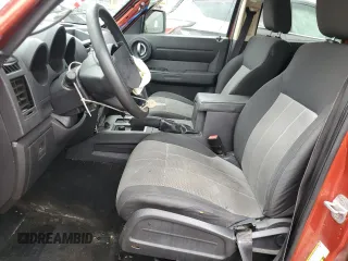 2007 Dodge Nitro SXT with VIN 1D8GU28K97W587506, listed as a Copart auction lot 72824234 with 221,093 mi miles and Clean Title. Bid and sale history available at DreamBid. Image 7.