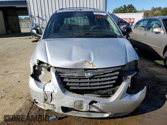 2006 Chrysler Town & Country LWB LX with VIN 2A4GP44R06R904627, listed as a Copart auction lot 80563714 with 236,612 mi miles and Salvage Title. Bid and sale history available at carsss.com. Image 5.