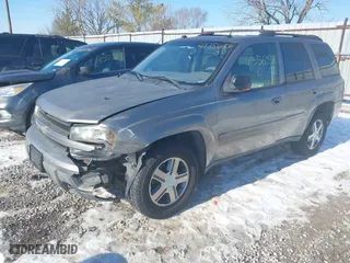 2005 Chevrolet TrailBlazer LT with VIN 1GNDT13S152213571, listed as a IAAI auction lot 41356058 with 157,856 mi miles. Bid and sale history available at carsss.com. Image 17.