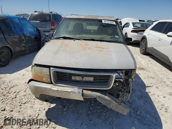 1999 GMC Sonoma with VIN 1GTCS1445X8532690, listed as a Copart auction lot 49197265 with Not Provided miles and Salvage Title. Bid and sale history available at DreamBid. Image 5.
