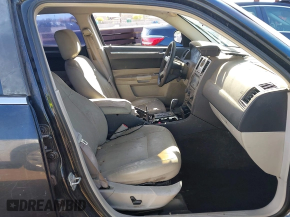 2007 Chrysler 300 Touring with VIN 2C3KA53G97H792641, listed as a IAAI auction lot 42071649 with 144,258 mi miles. Bid and sale history available at carsss.com. Image 5.