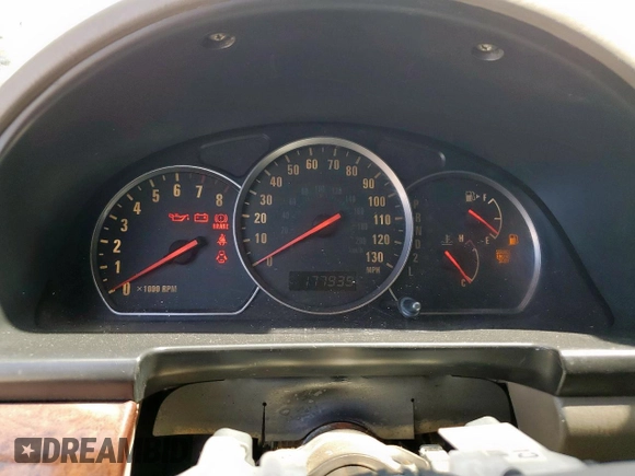 2003 Suzuki XL7 Touring with VIN JS3TY92V334105374, listed as a Copart auction lot 64013375 with 177,939 mi miles and Salvage title. Bid and sale history available at DreamBid. Image 9.