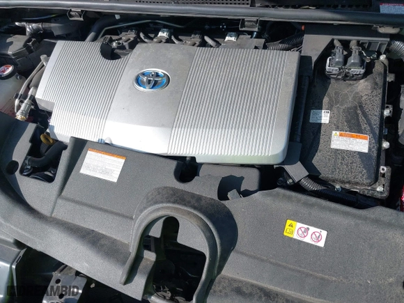 2019 Toyota Prius L Eco with VIN JTDKARFU3K3069075, listed as a IAAI auction lot 41622447 with 39,113 mi miles. Bid and sale history available at carsss.com. Image 10.
