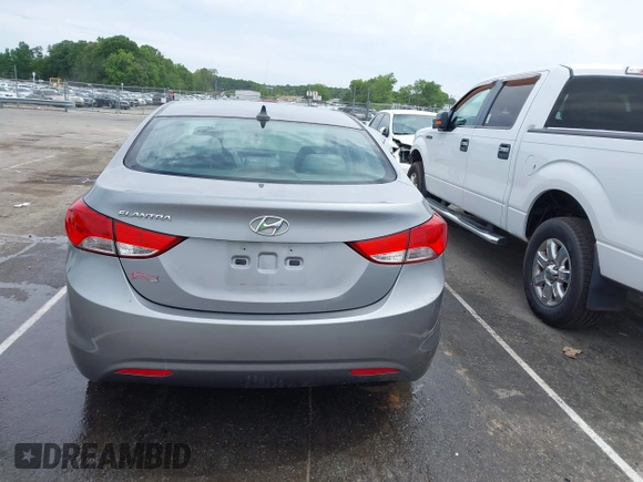 2012 Hyundai Elantra GLS с VIN KMHDH4AE7CU364937, выставлен на аукционе IAAI как лот 42312743 с пробегом 170 695 миль миль и . История ставок и продаж доступна на DreamBid. Изображение 17.