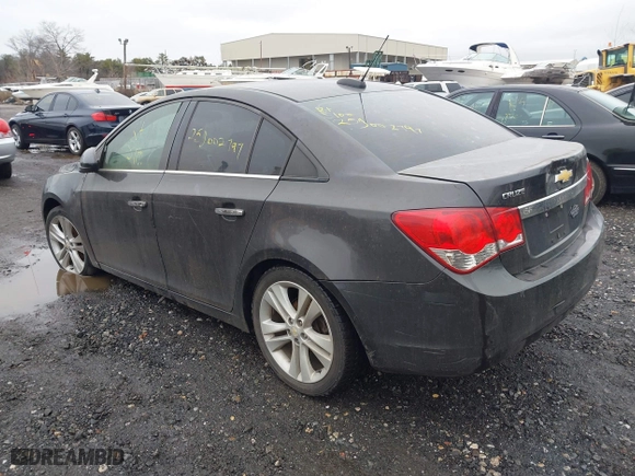 2015 Chevrolet Cruze LTZ with VIN 1G1PG5SB9F7231090, listed as a IAAI auction lot 41819809 with 999,999 mi miles. Bid and sale history available at carsss.com. Image 3.