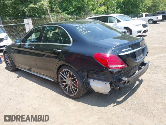 2016 Mercedes-Benz C 63 S AMG z VIN 55SWF8HB7GU129053, wystawiony jako IAAI lot #42562276 z przebiegiem 117 727 mil mil oraz . Historia ofert i sprzedaży dostępna na DreamBid. Obrazek 3.
