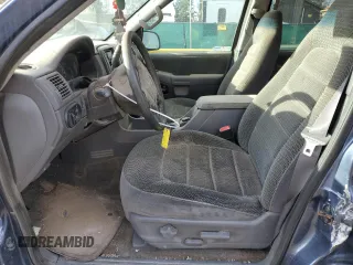 2002 Ford Explorer XLT z VIN 1FMDU73E62ZB46631, wystawiony jako Copart lot #49795745 z przebiegiem 177 518 mil mil oraz Czysty tytuł • Clean title. Historia ofert i sprzedaży dostępna na DreamBid. Obrazek 7.