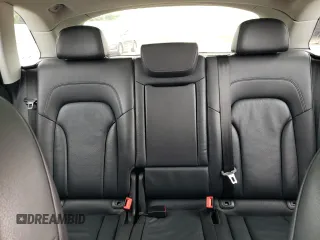 2016 Audi Q5 Premium Plus с VIN WA1L2AFP7GA074452, выставлен на аукционе Copart как лот 61082715 с пробегом 71 224 миль миль и Списание • Salvage title. История ставок и продаж доступна на DreamBid. Изображение 10.