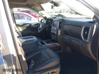 2020 GMC Sierra 1500 Denali with VIN 3GTU9FEL3LG332785, listed as a IAAI auction lot 41282268 with 110,429 mi miles. Bid and sale history available at carsss.com. Image 5.
