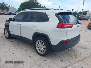 2017 Jeep Cherokee Limited z VIN 1C4PJLDB8HW596380, wystawiony jako IAAI lot #42607357 z przebiegiem 33 407 mil mil oraz . Historia ofert i sprzedaży dostępna na DreamBid. Obrazek 3.