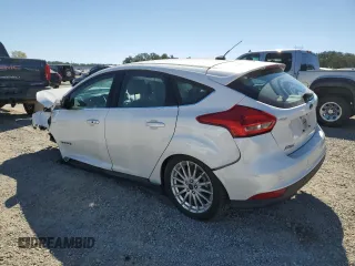 2016 Ford Focus Electric z VIN 1FADP3R46GL306266, wystawiony jako Copart lot #69018223 z przebiegiem 45 544 mil mil oraz . Historia ofert i sprzedaży dostępna na DreamBid. Obrazek 2.